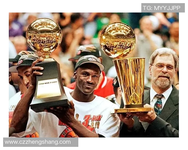 NBA官方：祝3届总冠军，FMVP和75大成员德维恩-韦德生日快乐